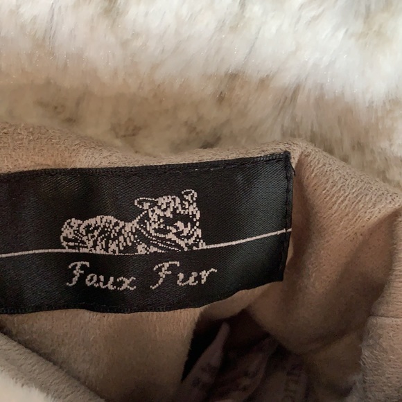 Chi Carlos Falchi Lynx Faux Fur Jacket - Picture 12 of 13